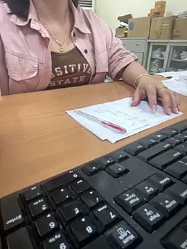 -LyLy24 online show from April 2, 3:48 am