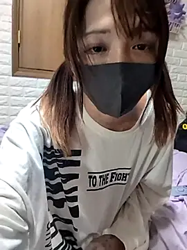 mikuchi1019 online show from June 5, 8:59 pm