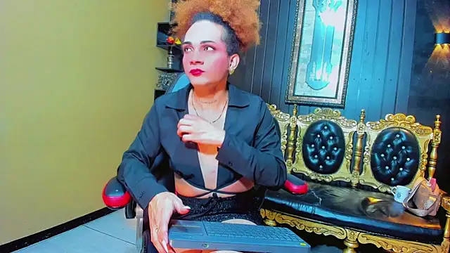 Sharlotte Jones online show from May 6, 12:09 pm