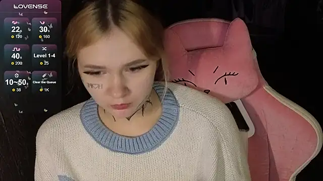 Liaa Lii online show from April 14, 9:04 pm