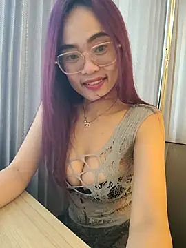 YeeeShow online show from August 10, 6:28 am
