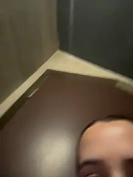 MiaKittyx0 online show from May 15, 11:07 pm