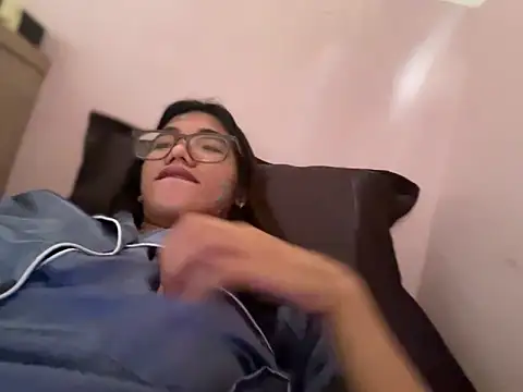 Akari hunt online show from April 7, 11:07 pm