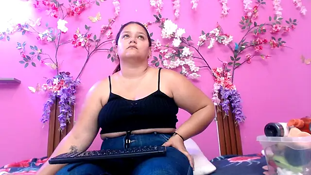 starfishanal21 online show from June 12, 7:44 pm