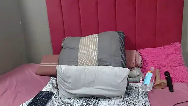 PinkyxGodess online show from April 27, 10:40 pm