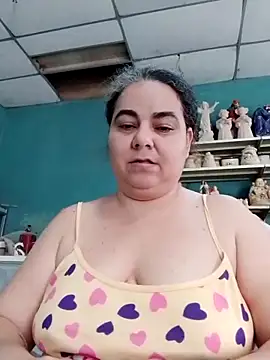 Golositadeamor online show from May 9, 8:00 pm