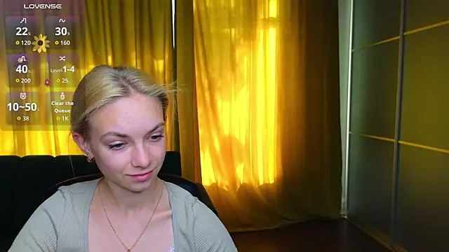 SonnySofia online show from May 25, 5:39 am