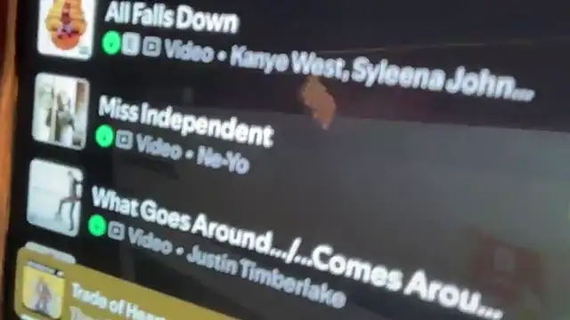 HarleenKaur2288 online show from April 10, 9:15 am