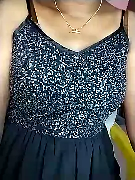 Anu tamilx online show from April 13, 6:30 pm