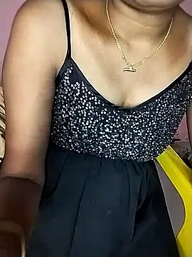 Anu tamilx online show from April 16, 8:19 pm