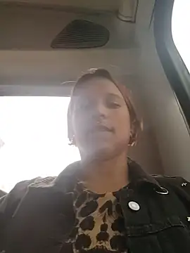 Mia 0-4 online show from May 23, 6:17 pm