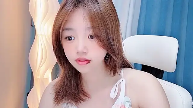 Lilababy00 online show from June 25, 5:12 am
