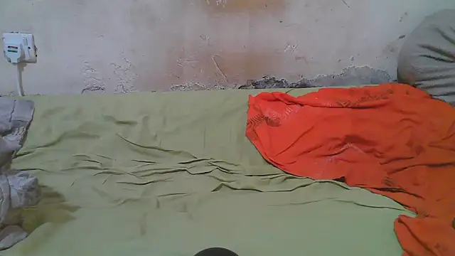 issabelaluna online show from April 27, 2:25 pm