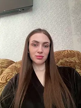 AlinaLove3213 online show from April 17, 7:10 am