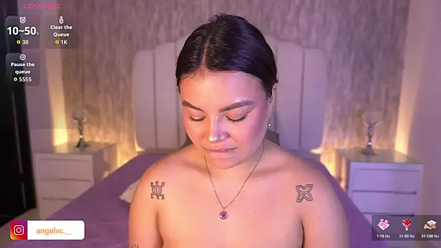 anne bb online show from April 29, 7:19 pm