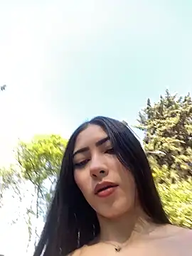 AMBERBUNNY  online show from May 1, 1:25 pm