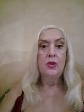 Julia20X online show from July 3, 12:11 pm
