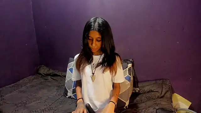 Indianteezerr online show from July 17, 11:58 am