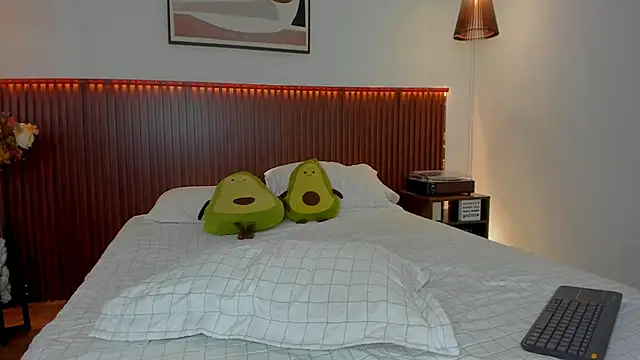 Mia monrroe1 online show from June 5, 6:52 am