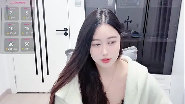 secret-sese online show from April 25, 1:41 pm