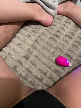 bonbon0910 online show from June 19, 10:24 pm