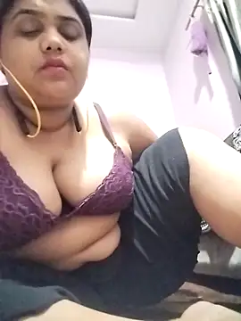 hotsilk21 online show from May 2, 7:06 pm