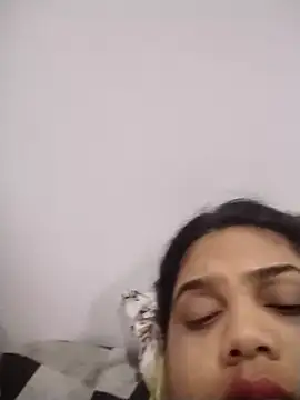 hotsilk21 online show from April 20, 6:11 pm