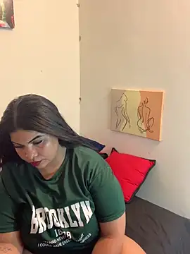 megan purpura online show from May 20, 9:23 pm
