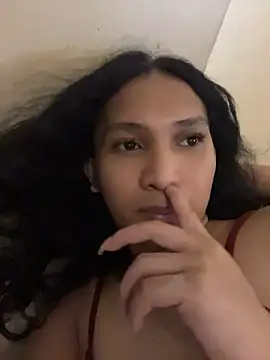 slutty aki online show from July 2, 3:18 pm