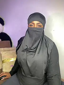 yasmin georgina online show from April 27, 7:27 am