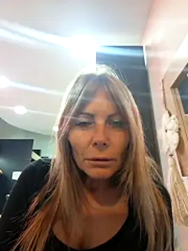 prretty15 online show from June 13, 1:52 pm