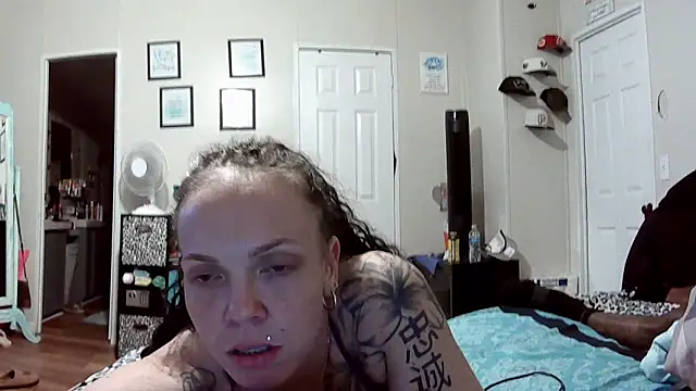TheDmonuDesire online show from May 4, 4:38 am