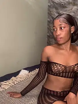 Petite BUNNYWORXXX online show from April 16, 9:03 pm