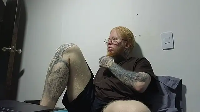 lucas mike online show from April 17, 3:30 am