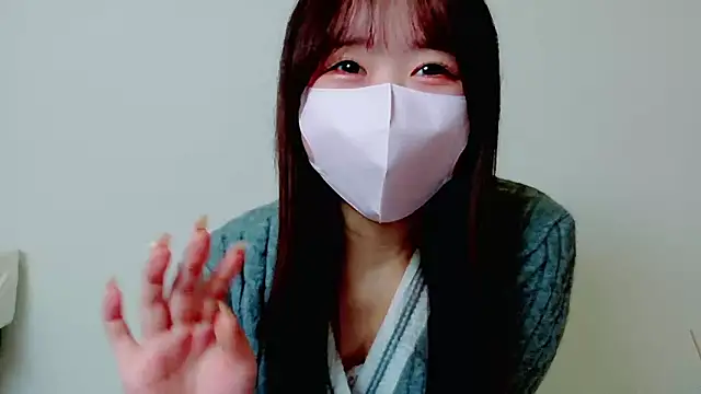 Yuyu xoxo online show from April 18, 5:43 am