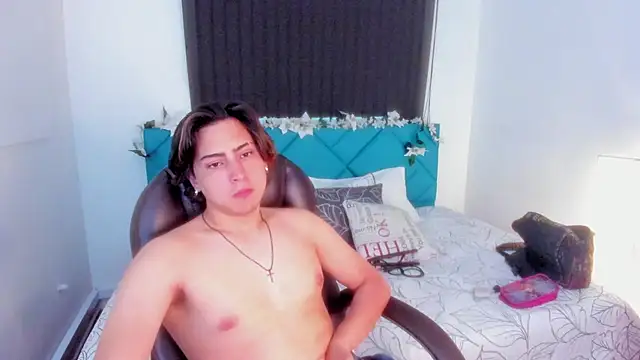 IvyBlaze DanteKush online show from April 21, 4:03 pm