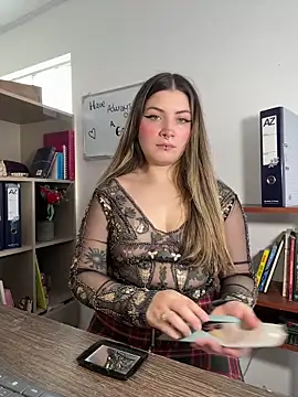 juanitablue online show from June 3, 5:29 pm