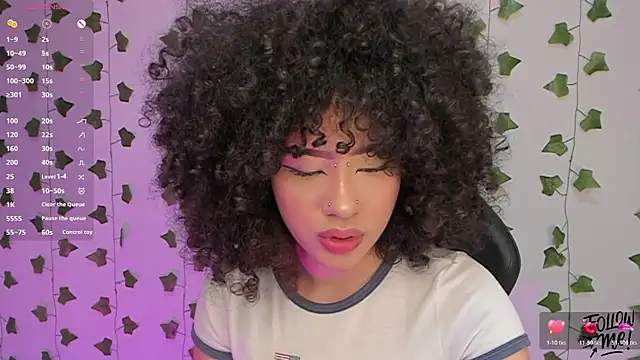 Liaaa 1 online show from May 1, 10:46 pm