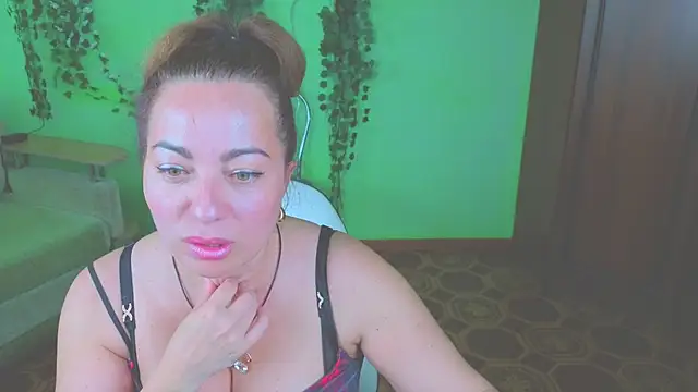 Zoe Zephyr online show from June 25, 6:18 am