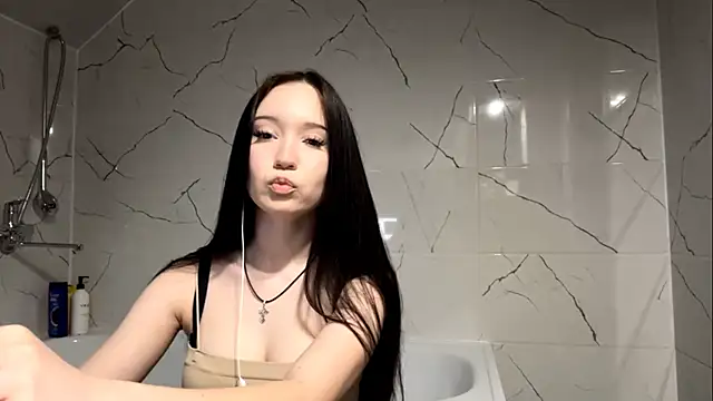 katethecutest online show from April 16, 12:49 pm