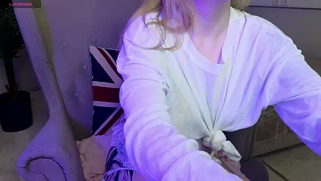 TonyaMeow online show from June 16, 1:28 am