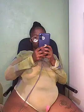 TheEmpressLushXO online show from April 18, 7:07 pm