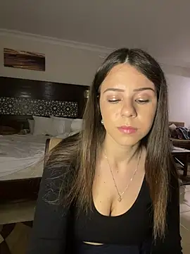 DirtyDiannaX online show from April 18, 7:58 pm