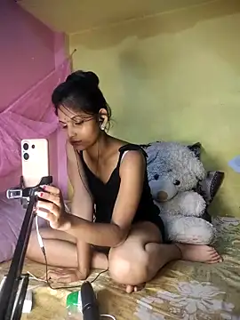 Juli meri jan online show from April 20, 9:29 pm