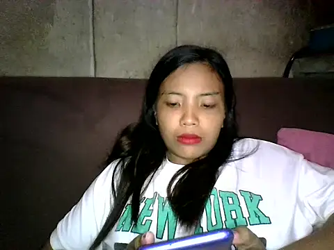 juicyredt online show from June 5, 12:33 pm