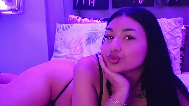 CataleyaStarr online show from June 6, 7:03 am