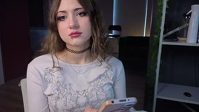 lovergirl4me online show from June 26, 2:40 pm