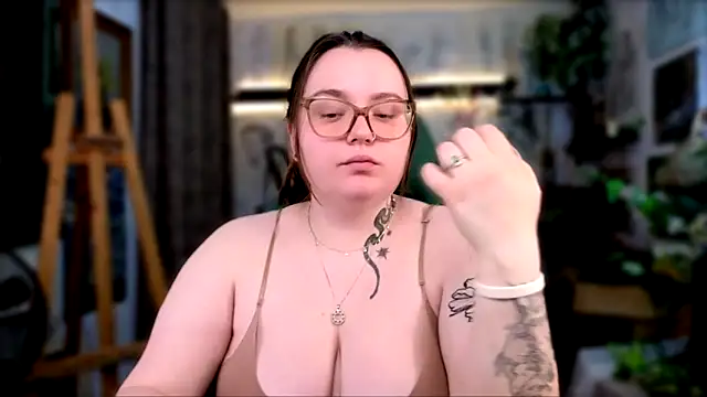 CatherineClaire online show from May 3, 1:36 pm