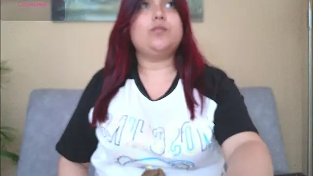 velvetchubby online show from May 4, 9:40 pm