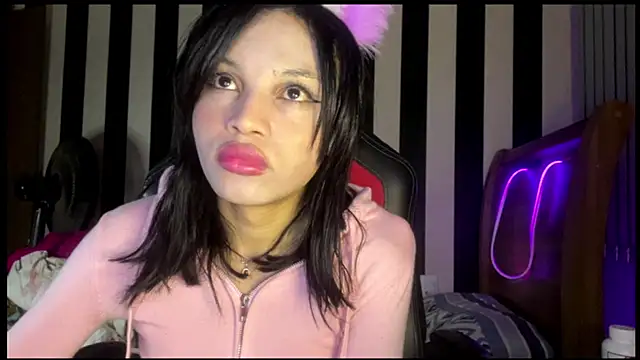 stellapapillon online show from April 22, 11:13 pm